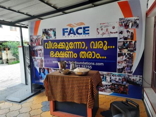 Face-Foundation-28