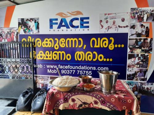 Face-Foundation-6